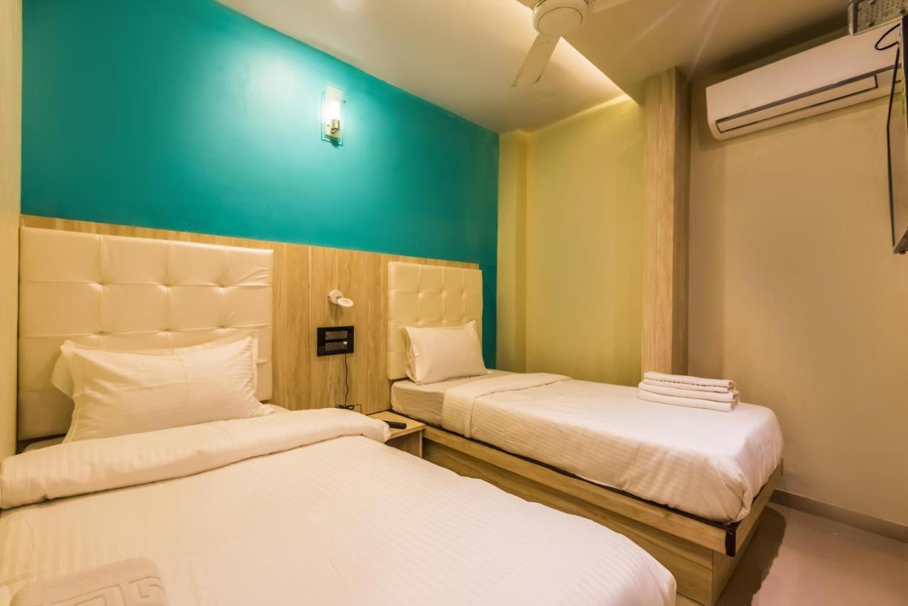 Hotel Atlas Grand Andheri East Mumbai Exterior photo