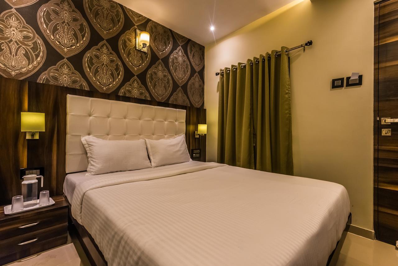 Hotel Atlas Grand Andheri East Mumbai Exterior photo